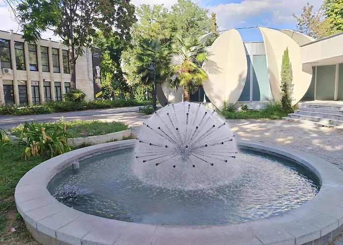 Good Mood & Parking Apartment