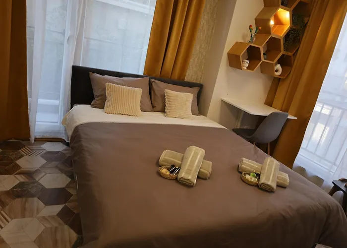 Good Mood & Parking Апартаменти *