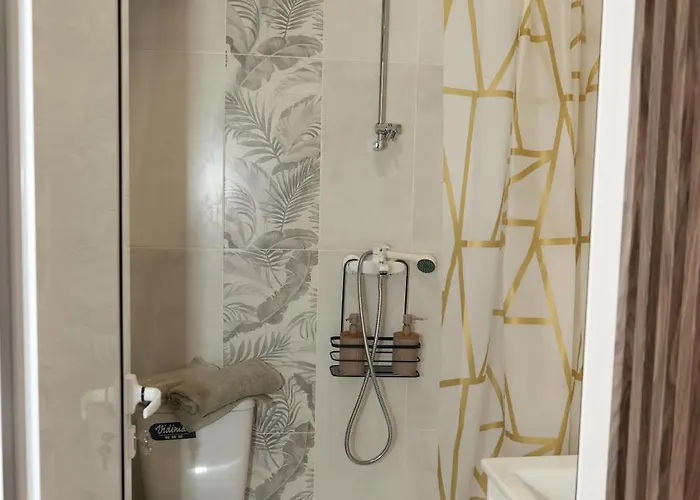 Good Mood & Parking *