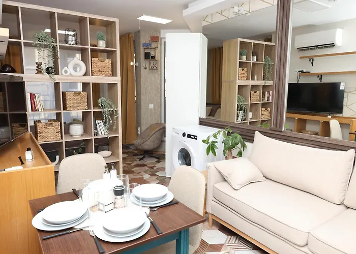 Good Mood & Parking * Пловдив