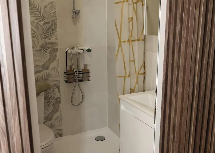 Good Mood & Parking *