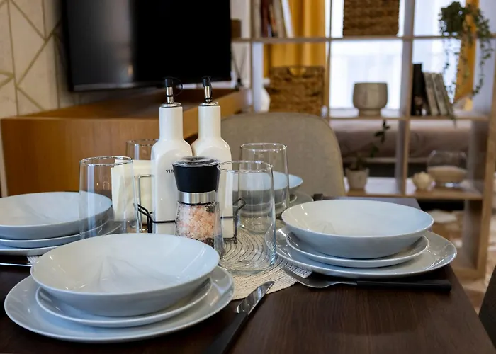 Апартаменти Good Mood & Parking *